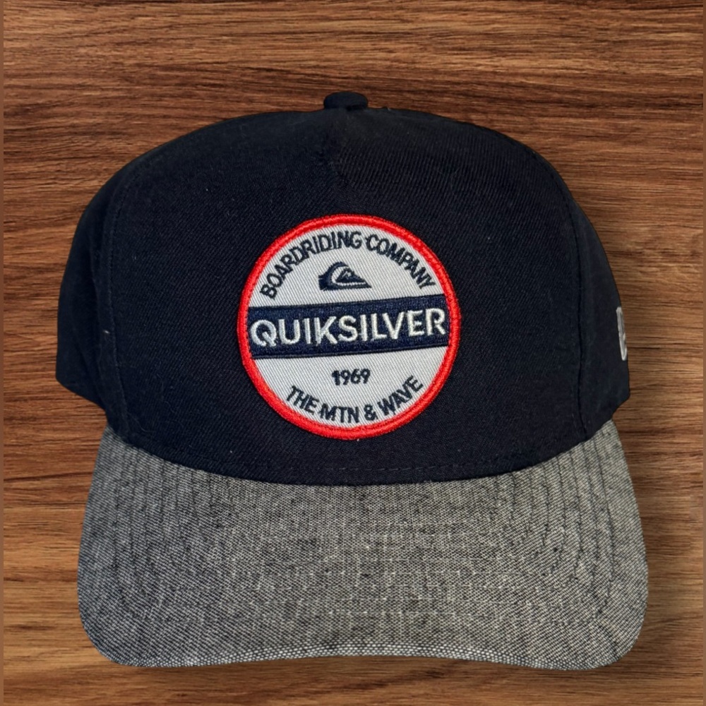 NWOT Vintage New Era Quicksilver Boarding Skate Cali Hat Cap Snapback.